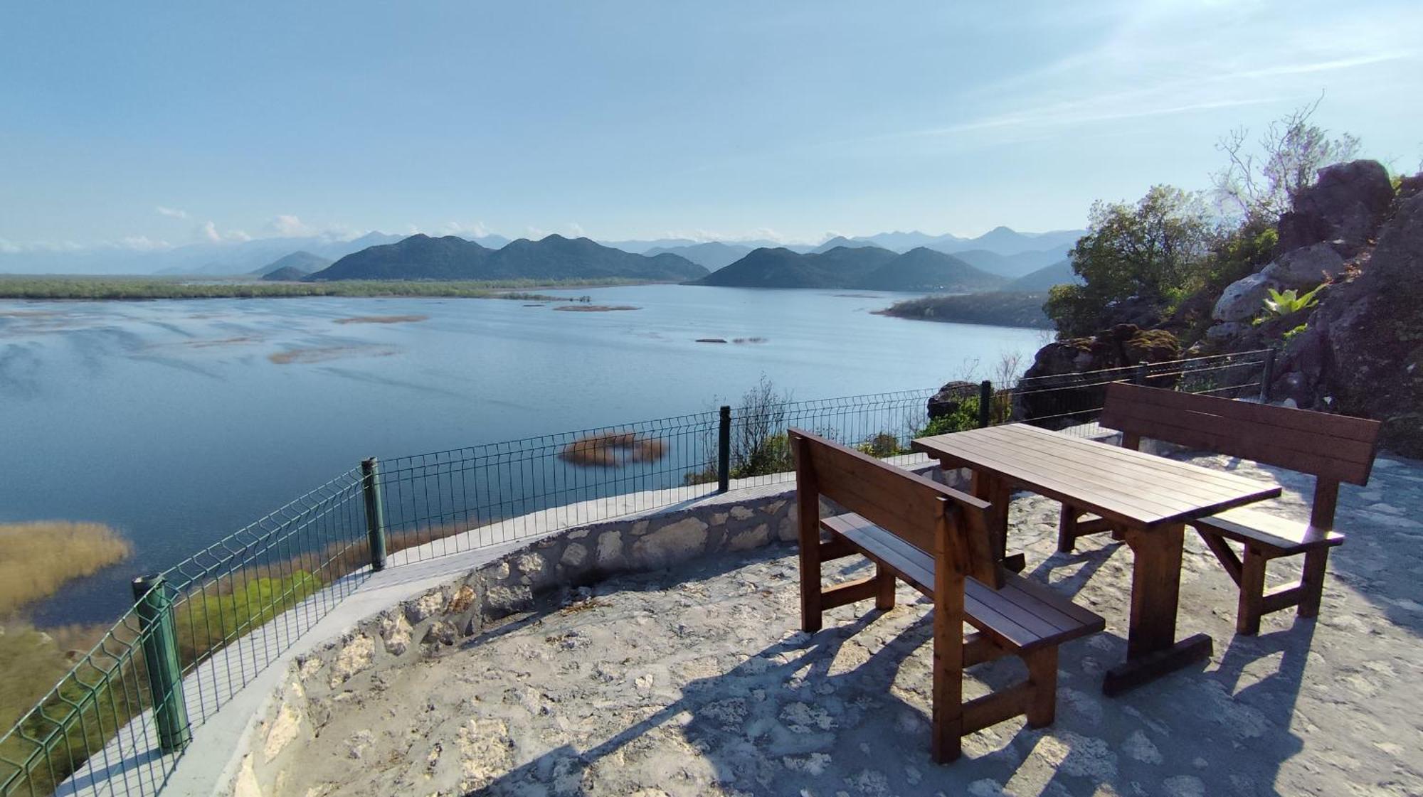 Апартаменти Bobija Village Skadar *